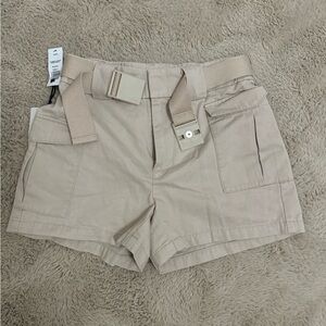 TNA Aritzia Curtis Cargo Shorts with belt Size XS